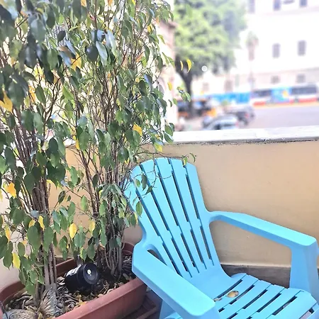 Concept b&b naples- camere moderne con balcone vicino al centro-2